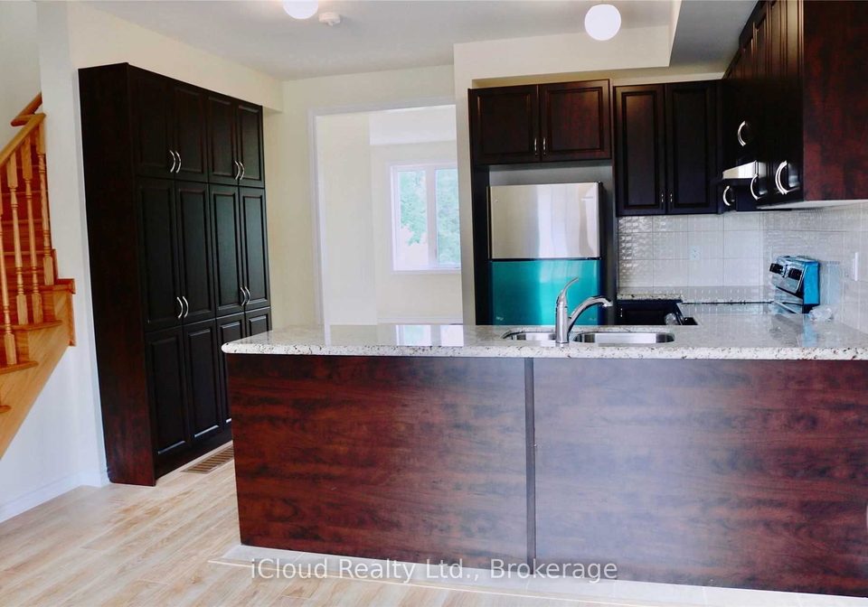 16-miami-grove-brampton-ontario-w13206368