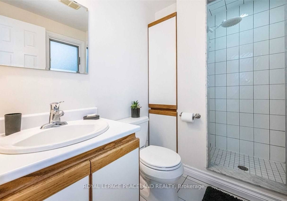 4239-white-spruce-court-mississauga-ontario-w13206434