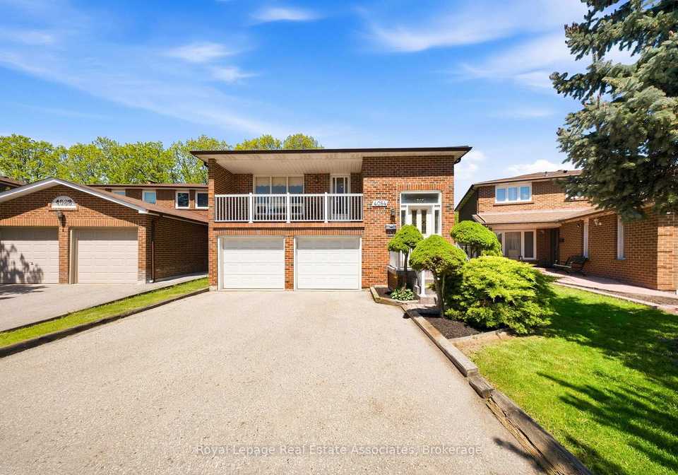 4084-longo-circle-mississauga-ontario-w13206544