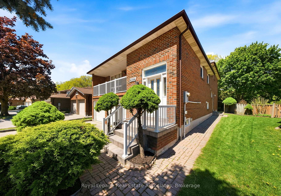 4084-longo-circle-mississauga-ontario-w13206544