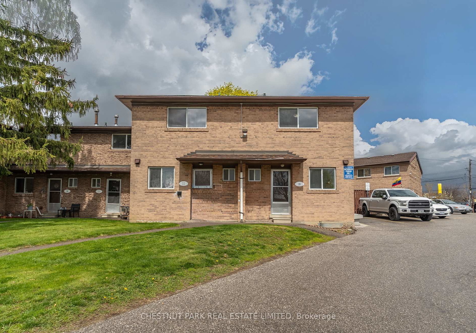 44-romfield-drive-york-ontario-w13206592