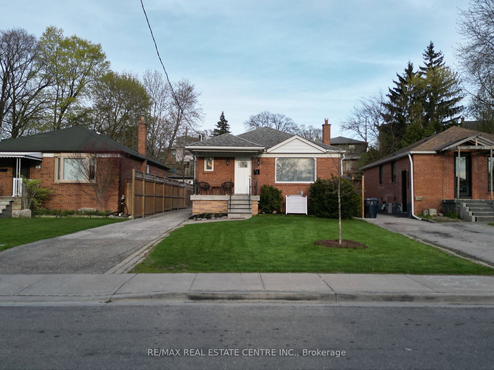 75-cynthia-road-toronto-ontario-w13206750