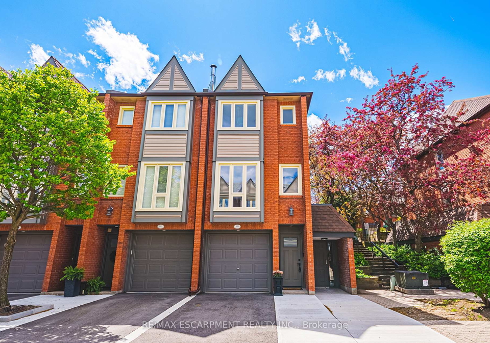 895-maple-avenue-burlington-ontario-w13206902