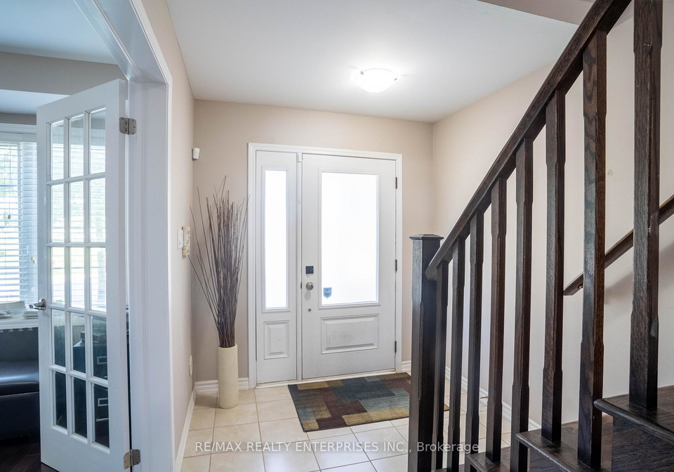 250-ellen-davidson-drive-oakville-ontario-w13207026