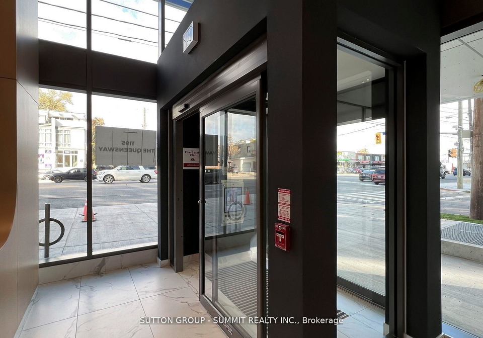 1195-the-queensway-street-etobicoke-ontario-w13207158