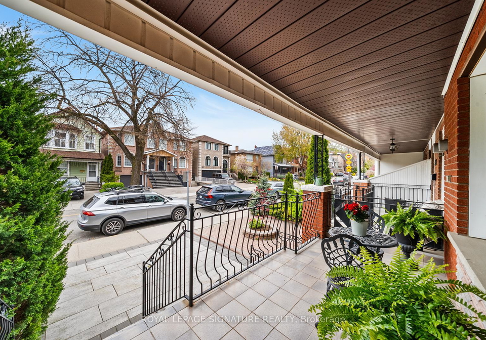 387-bartlett-avenue-n-toronto-ontario-w13207160