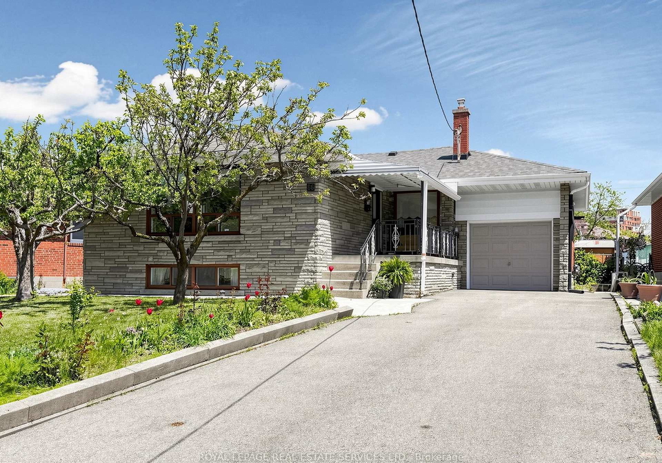 86-whitburn-crescent-york-ontario-w13207336