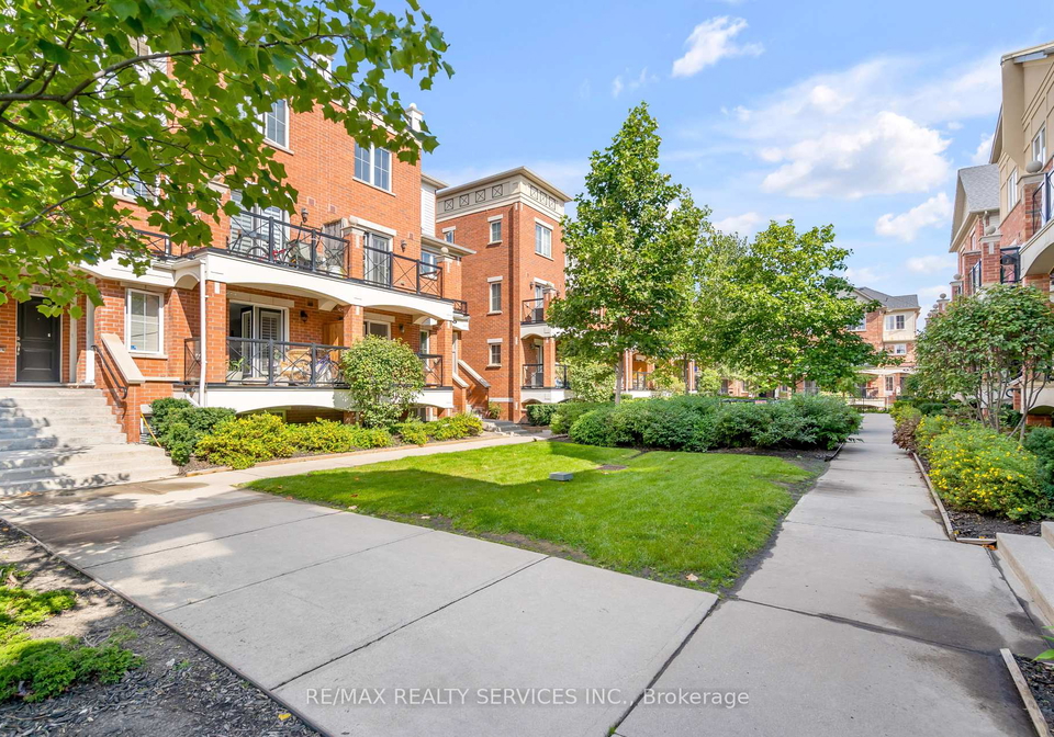 4hays-boulevard-oakville-ontario-w13207380