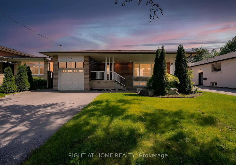 19-wall-avenue-north-york-ontario-w13207492