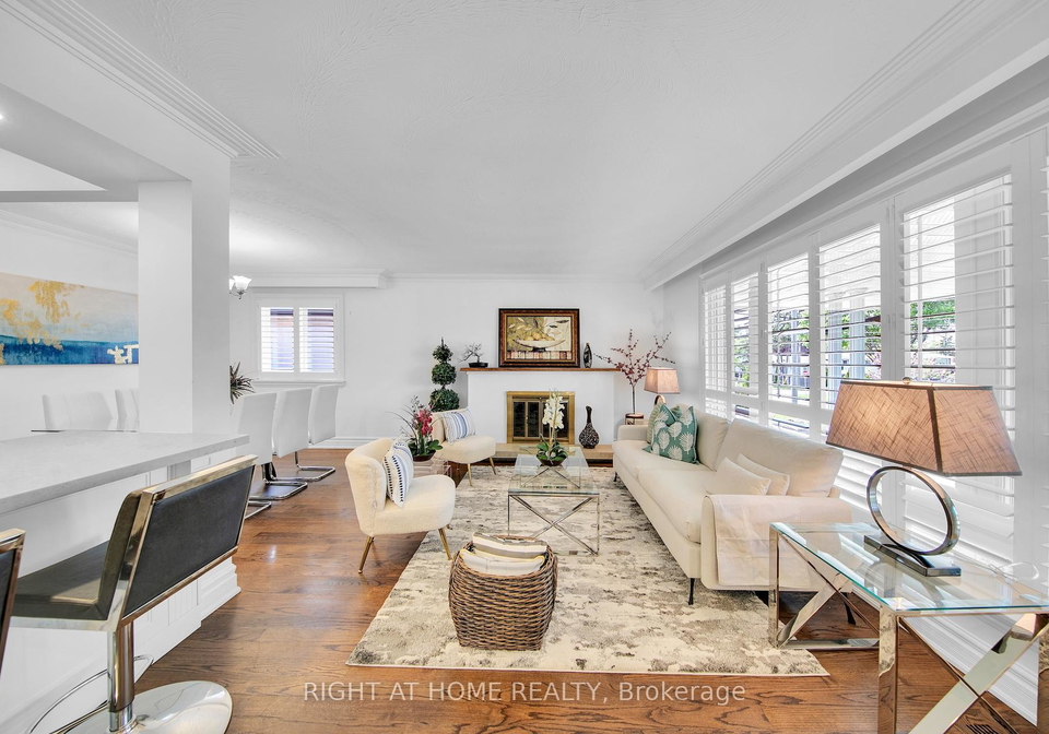 19-wall-avenue-north-york-ontario-w13207492