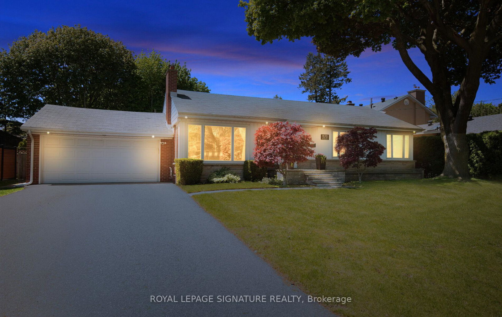 1570-park-royale-boulevard-mississauga-ontario-w13207504