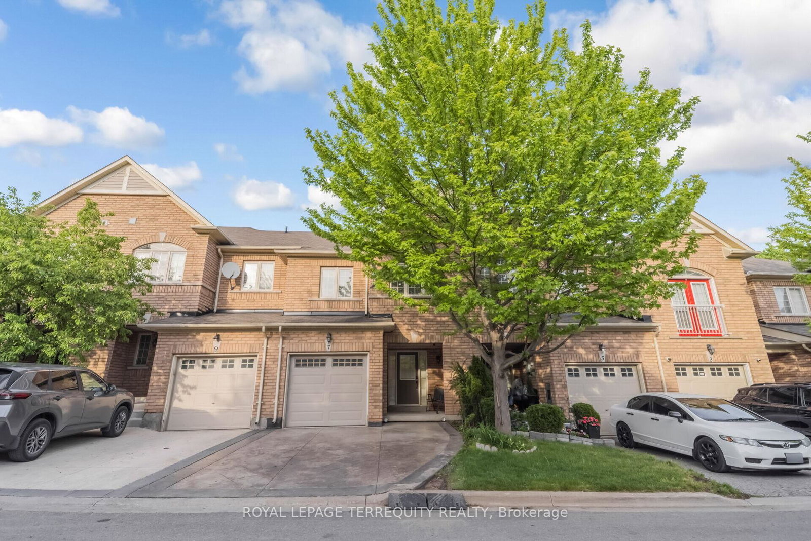 7-bamboo-grove-brampton-ontario-w13207906