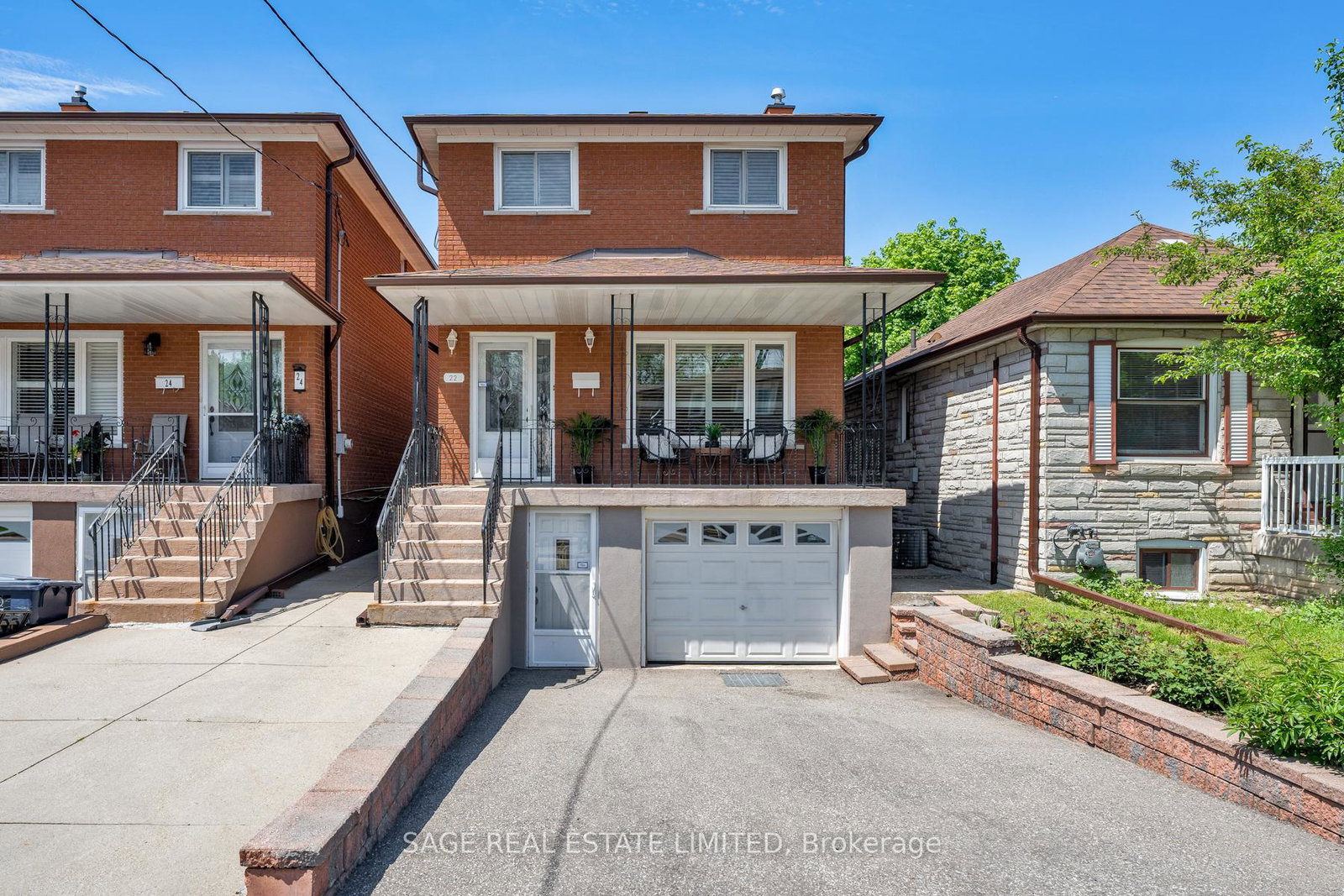 22-east-drive-e-toronto-ontario-w13207938