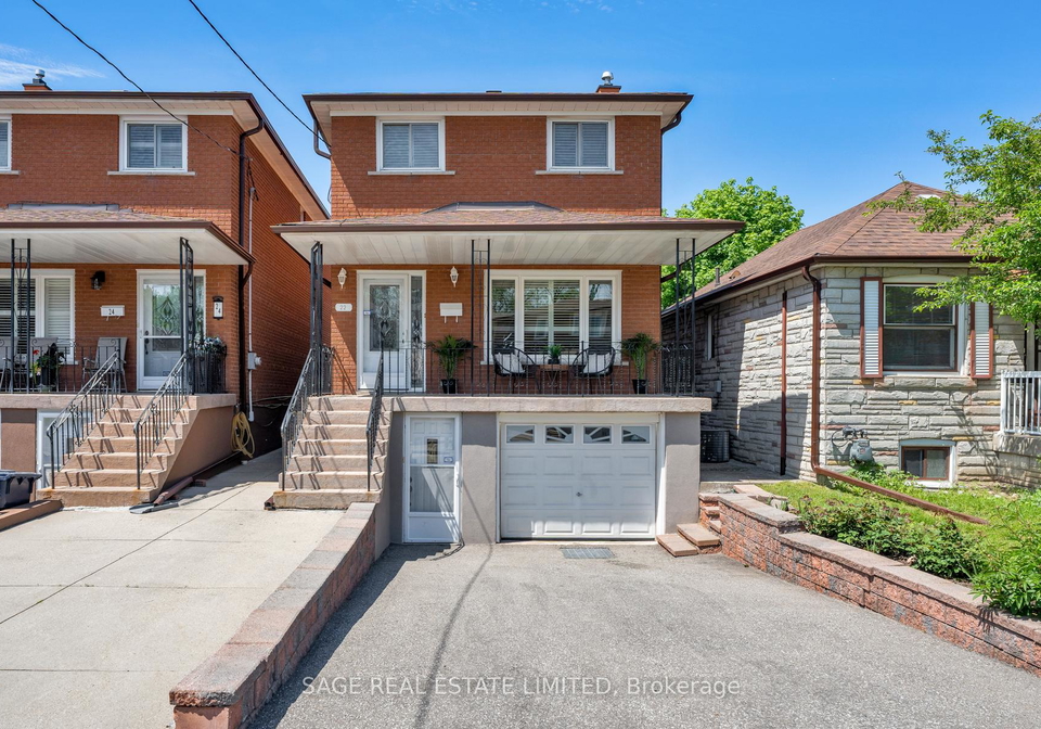 22-east-drive-e-toronto-ontario-w13207938