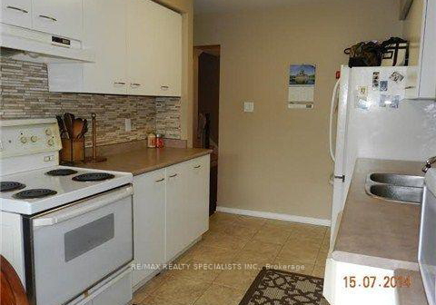 2550-thomas-street-mississauga-ontario-w13207950