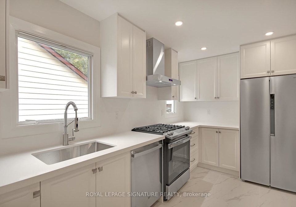 17-uno-drive-etobicoke-ontario-w13208006
