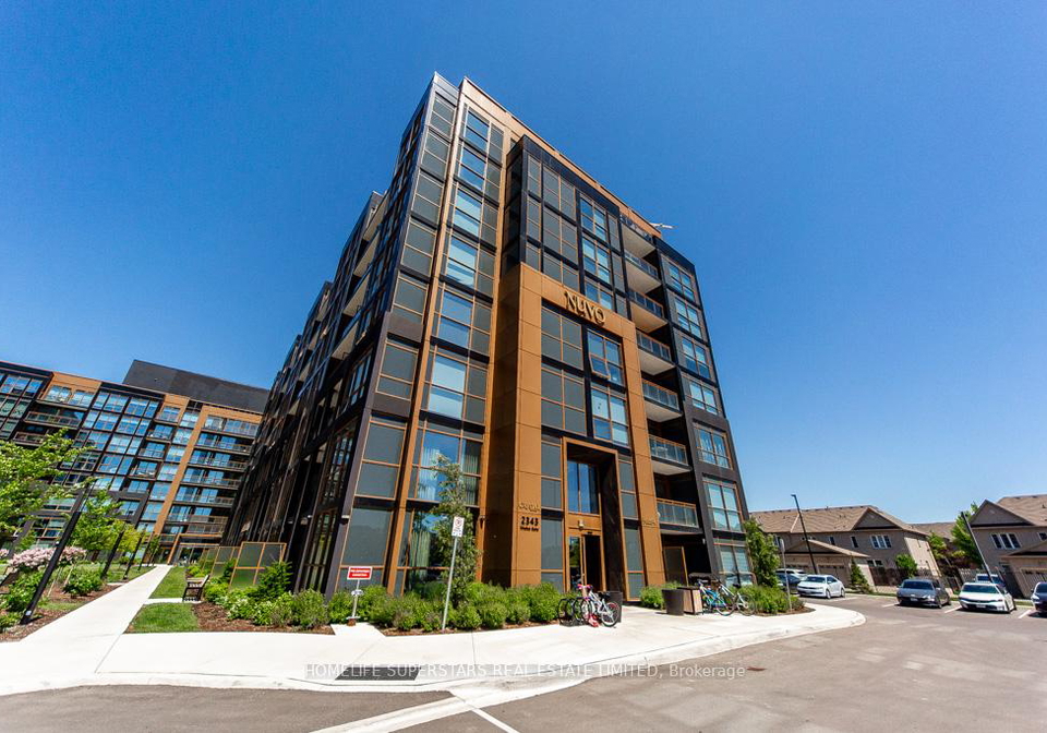 2343-khalsa-gate-oakville-ontario-w13208014