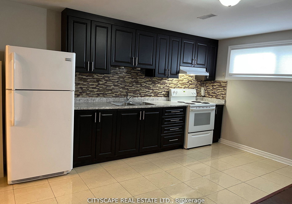 2-leslie-street-brampton-ontario-w13208112