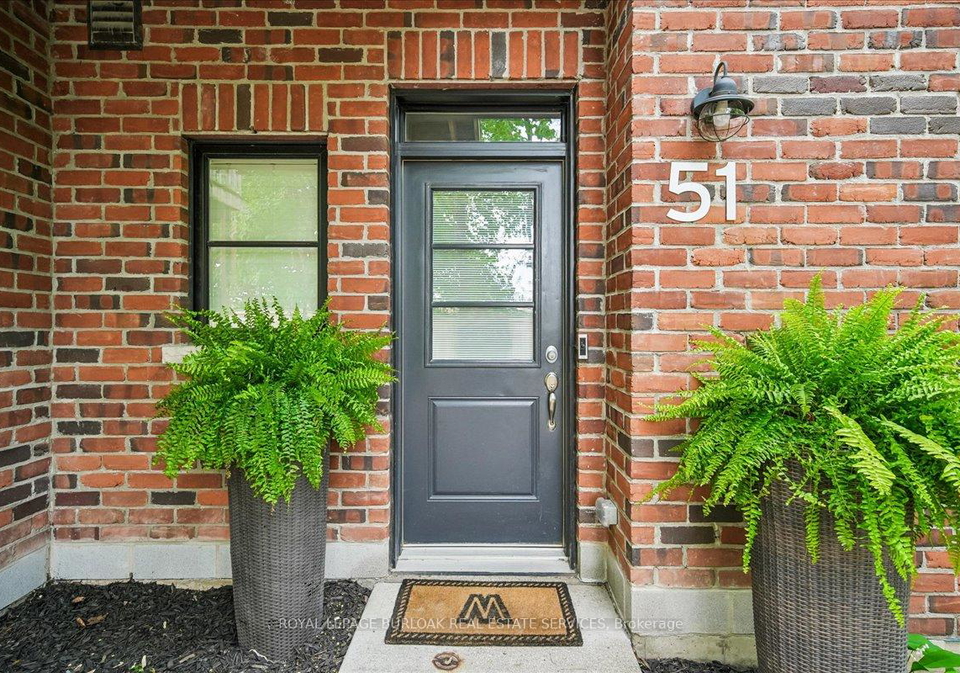 70-plains-road-w-burlington-ontario-w13208364