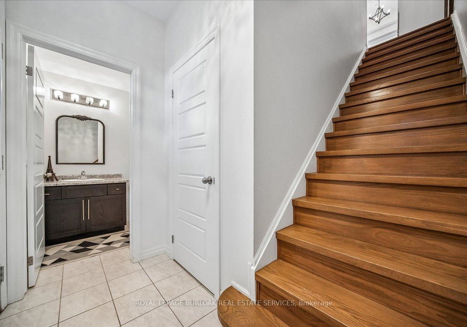 70-plains-road-w-burlington-ontario-w13208364