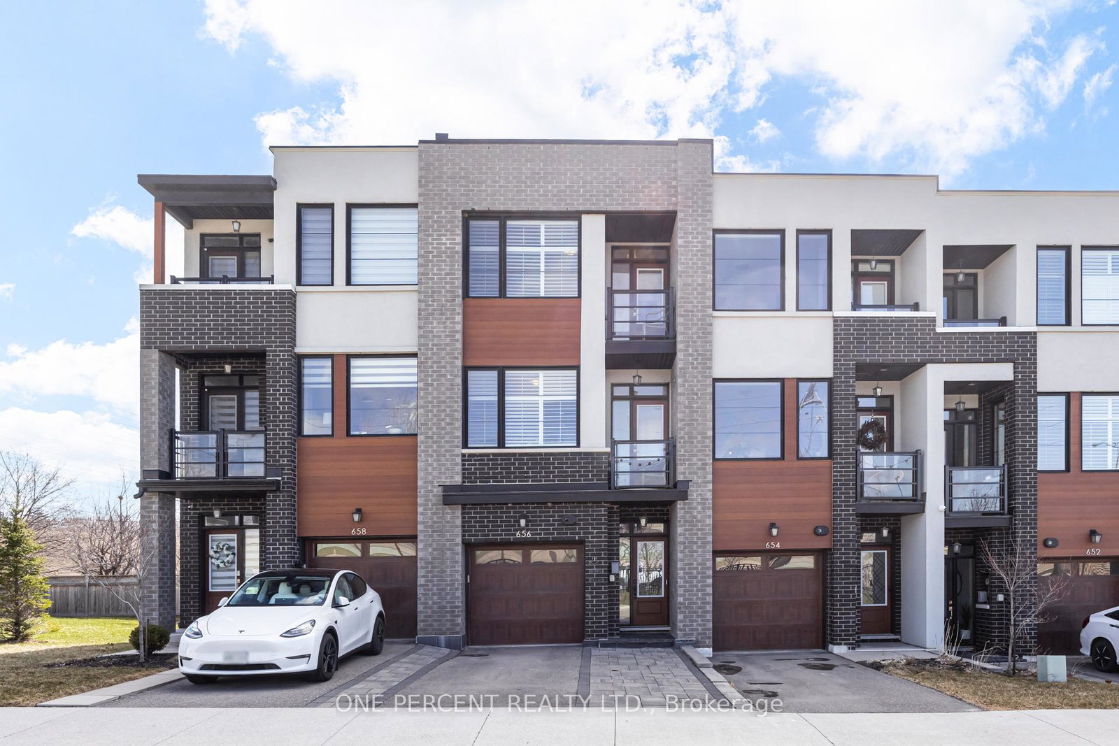656-tupelo-court-mississauga-ontario-w13208552