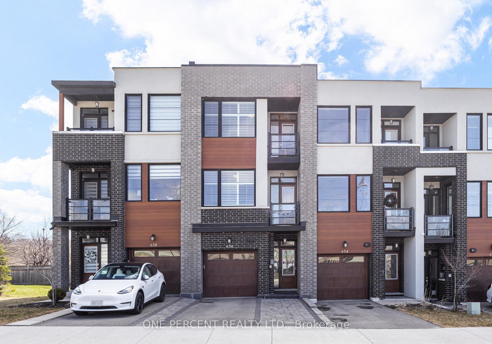 656-tupelo-court-mississauga-ontario-w13208552