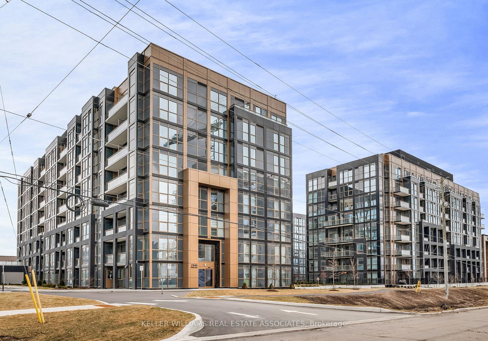 2343-khalsa-gate-oakville-ontario-w13208622