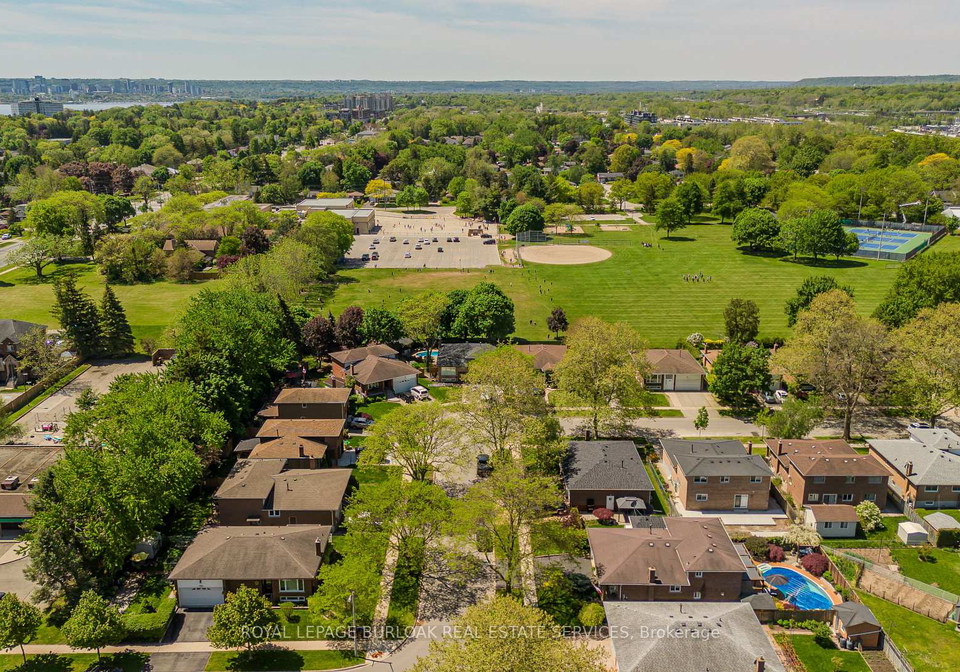 1109-dowland-crescent-burlington-ontario-w13208634