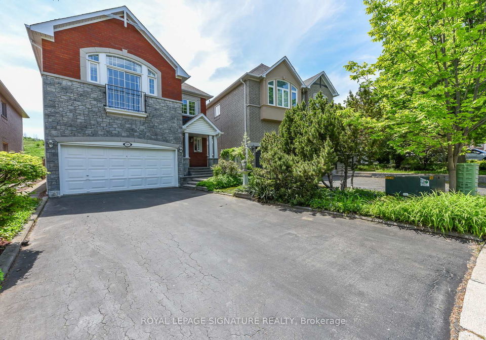 5504-windy-hill-court-mississauga-ontario-w13208636
