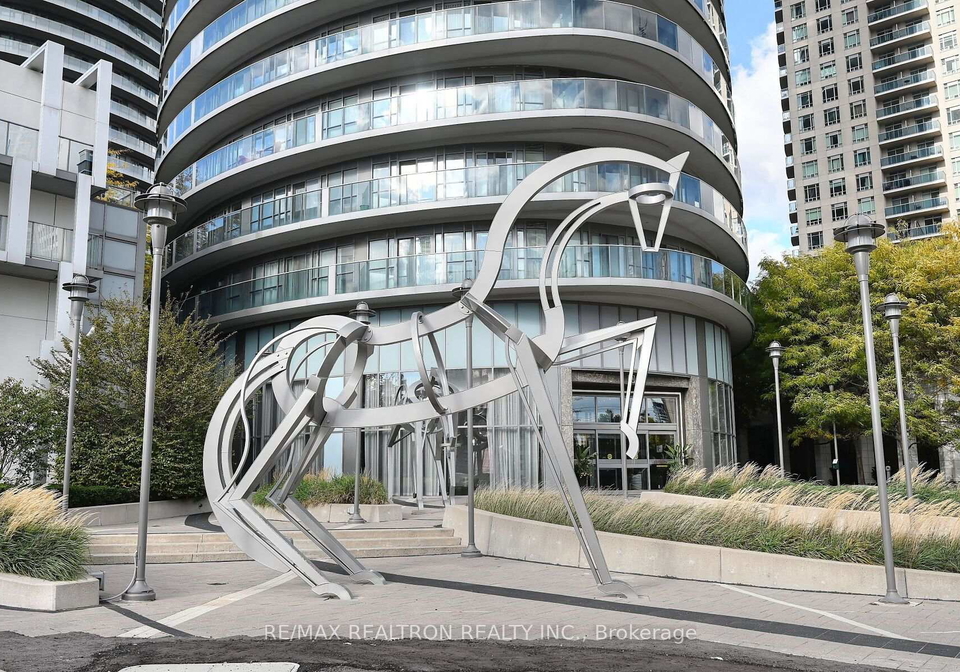 60-absolute-avenue-mississauga-ontario-w13208638