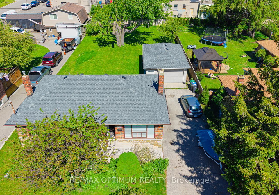 1747-coram-crescent-mississauga-ontario-w13208692