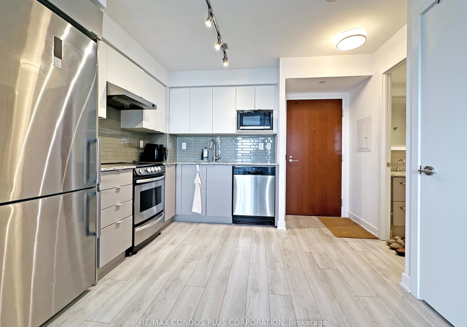 160-flemington-road-north-york-ontario-w13209088