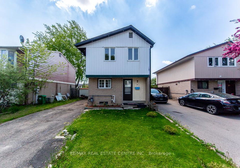 12-greenhills-square-brampton-ontario-w13209164