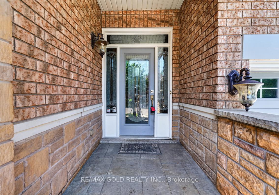 61-whitwell-drive-brampton-ontario-w13209244