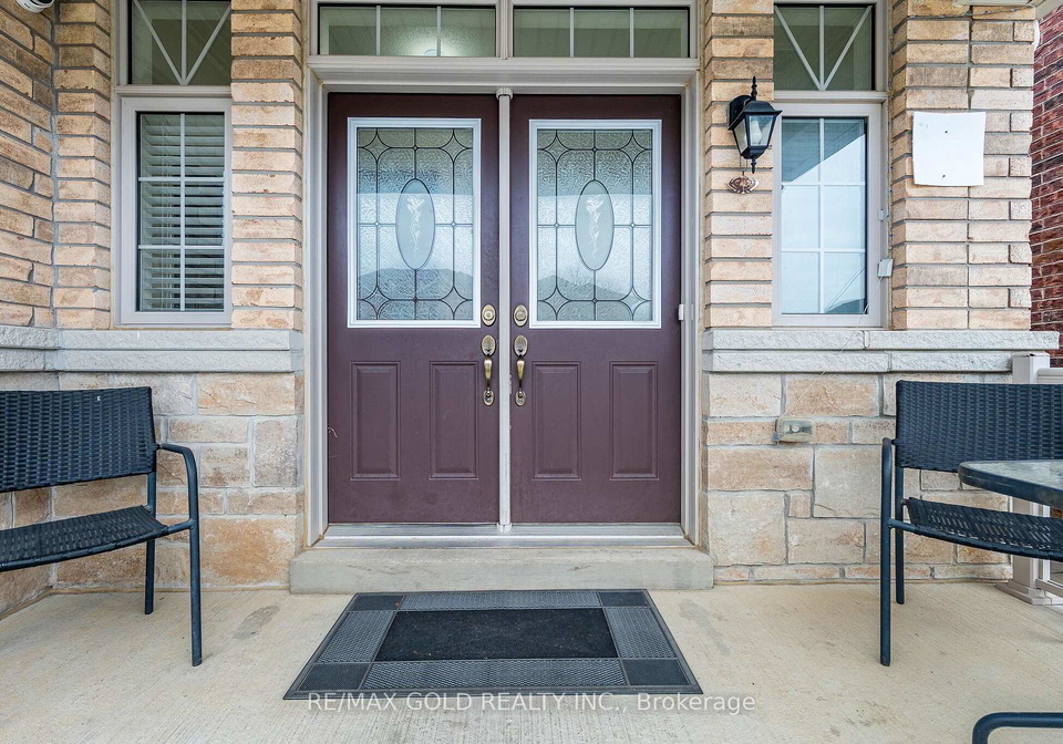 14-lloyd-crescent-brampton-ontario-w13209272