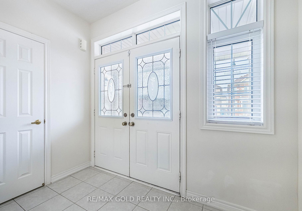14-lloyd-crescent-brampton-ontario-w13209272