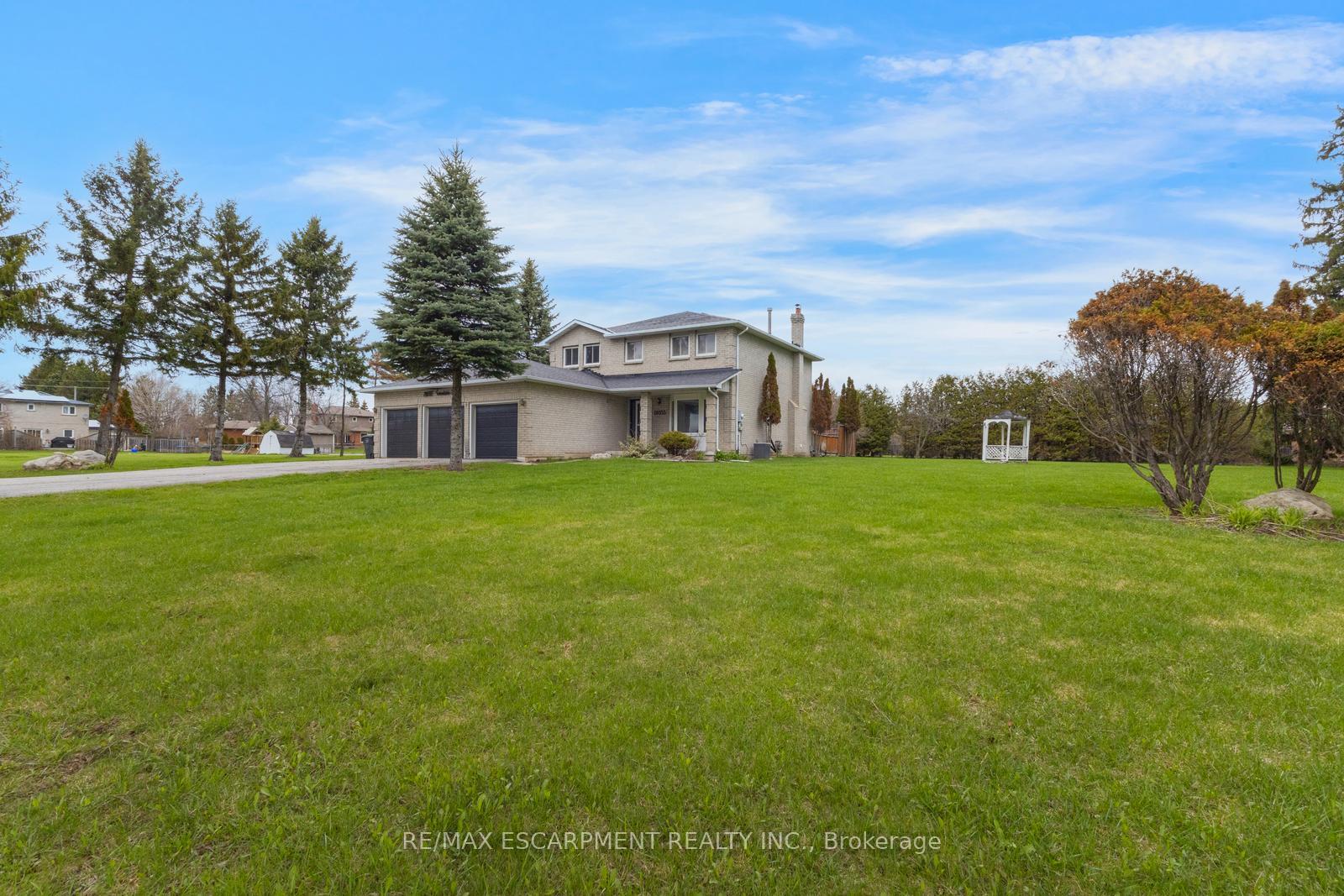 18555-hurontario-street-caledon-ontario-w13209342