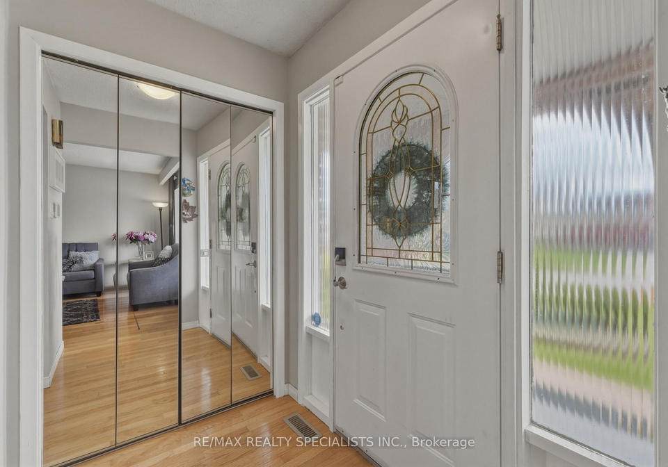 817-syer-drive-milton-ontario-w13209362