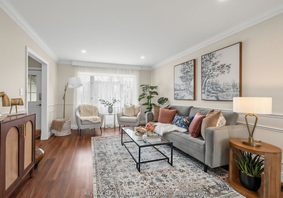 592-montbeck-crescent-mississauga-ontario-w13209944