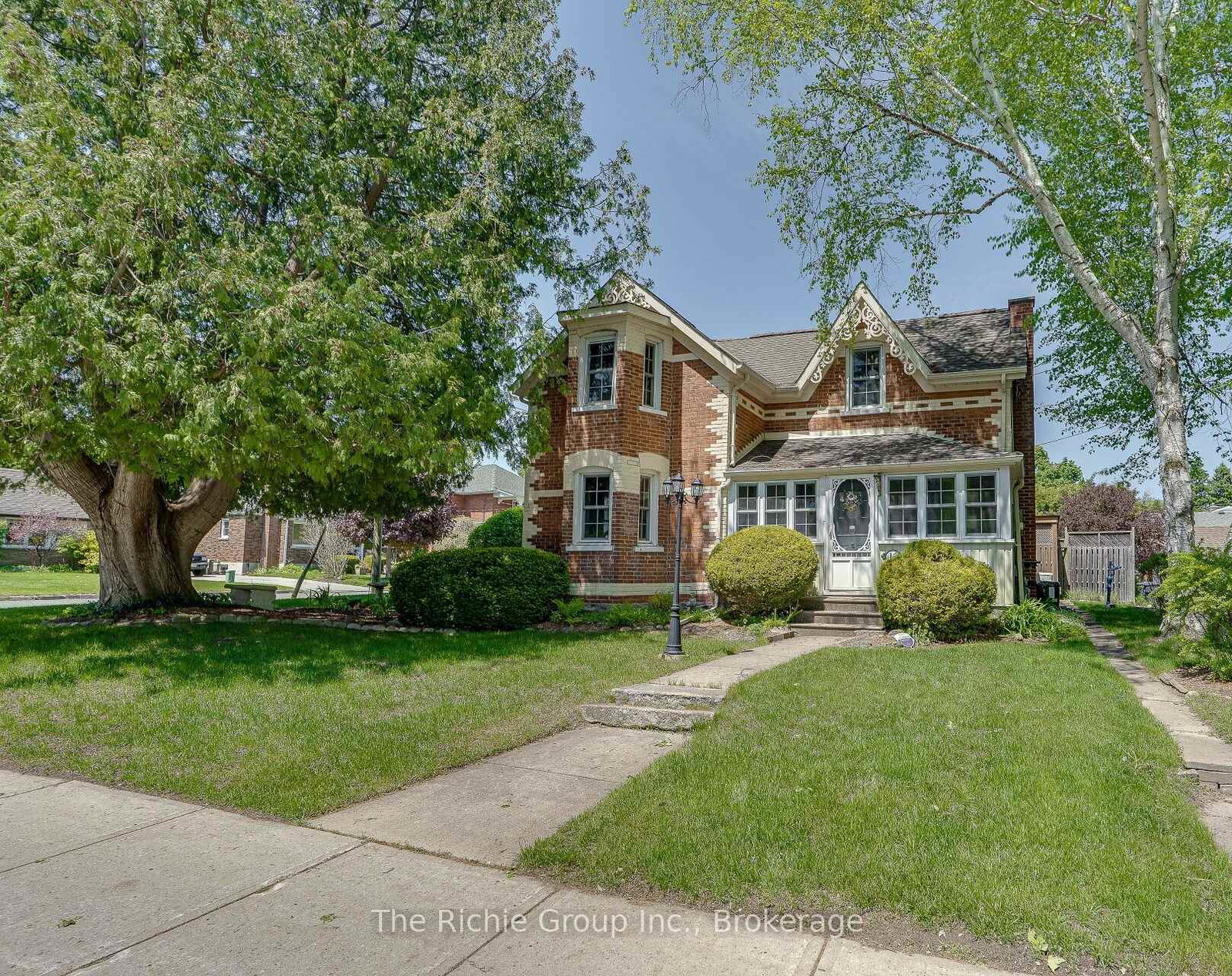 15-emma-street-caledon-ontario-w13209984