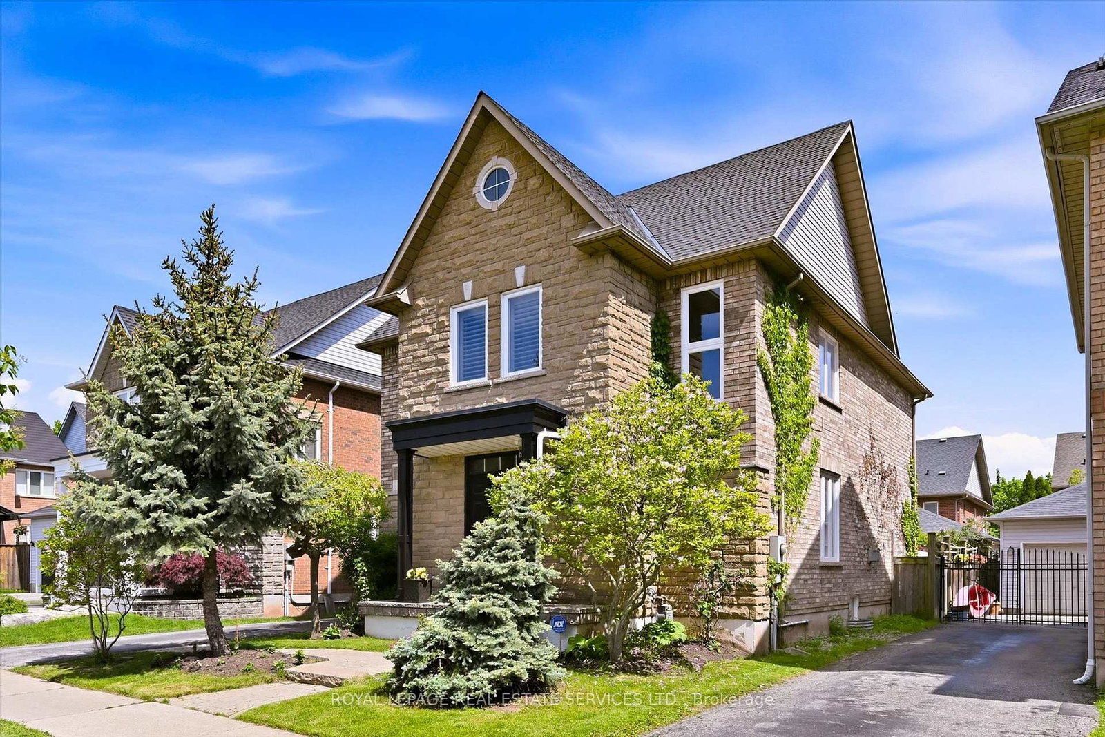 172-river-glen-boulevard-oakville-ontario-w13210072