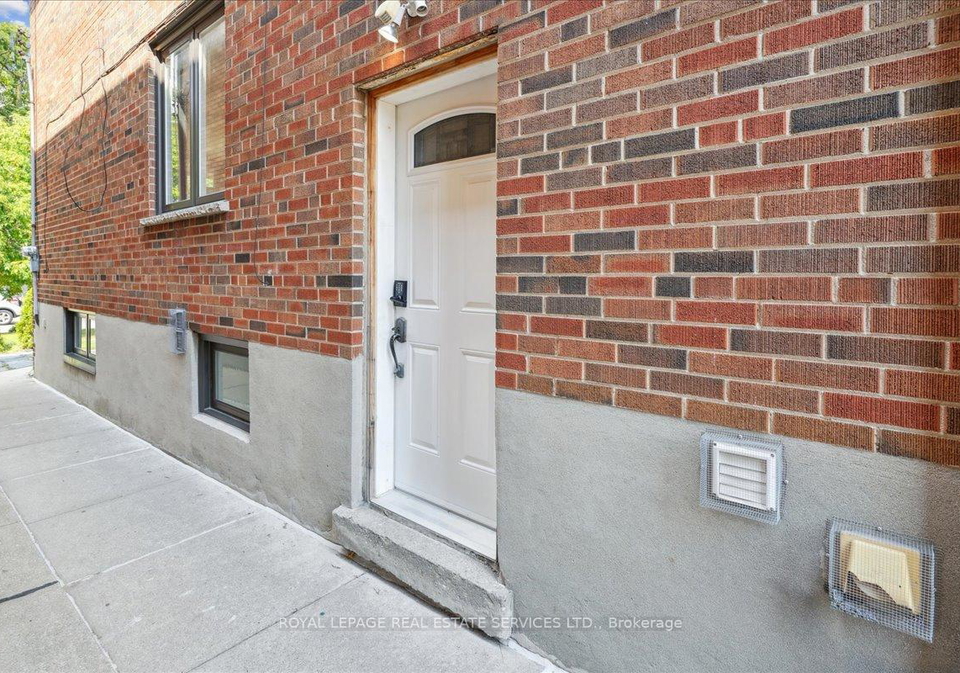 155-hope-street-toronto-ontario-w13210132