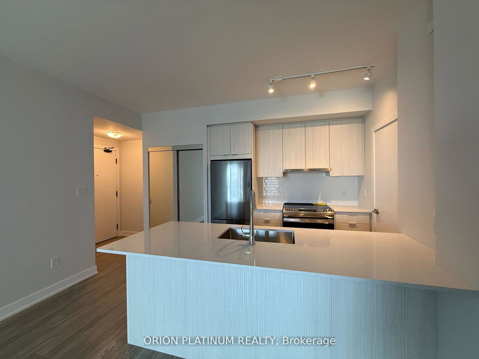 430-square-one-drive-mississauga-ontario-w13210242