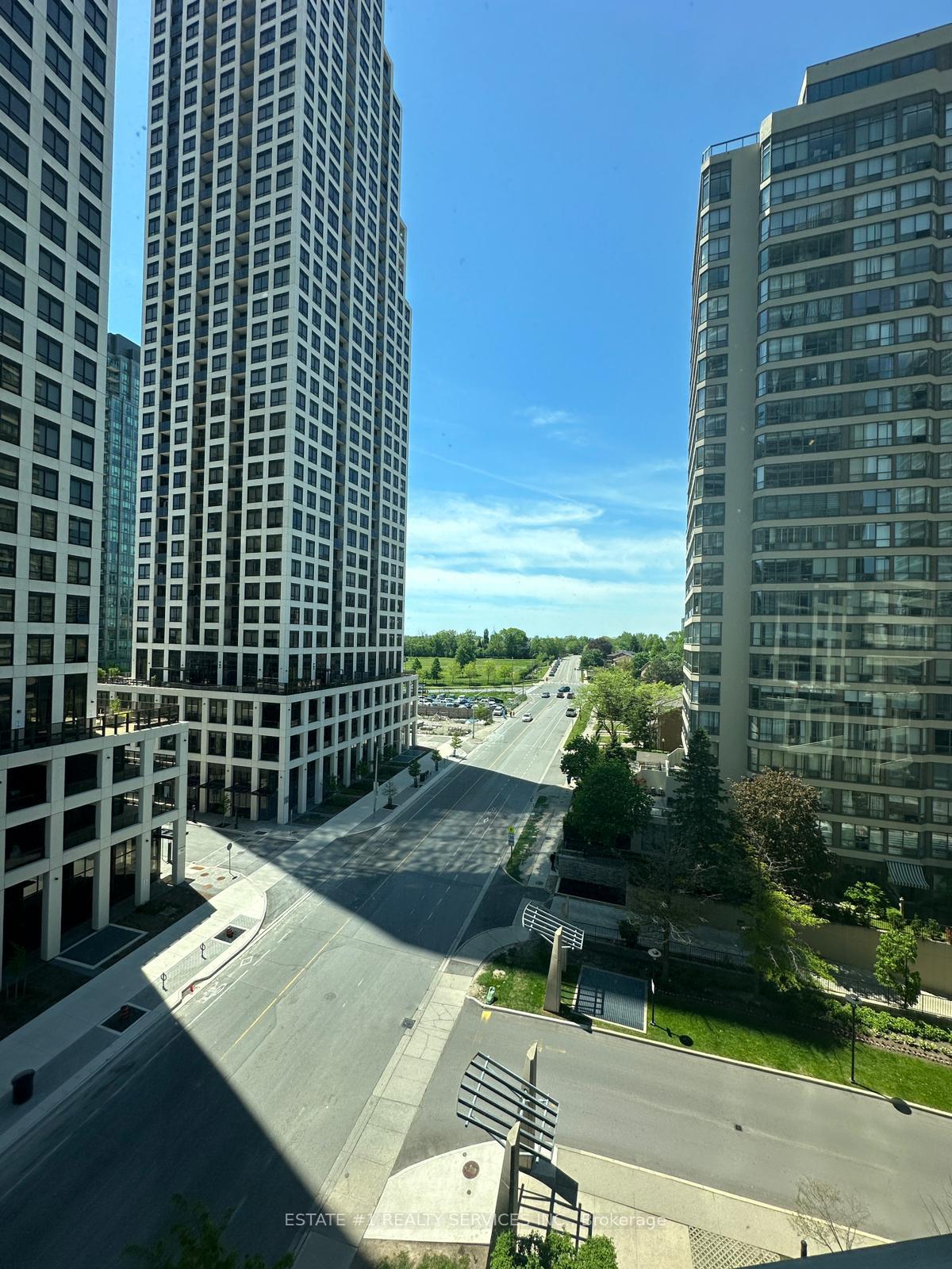 33-elm-drive-mississauga-ontario-w13210302