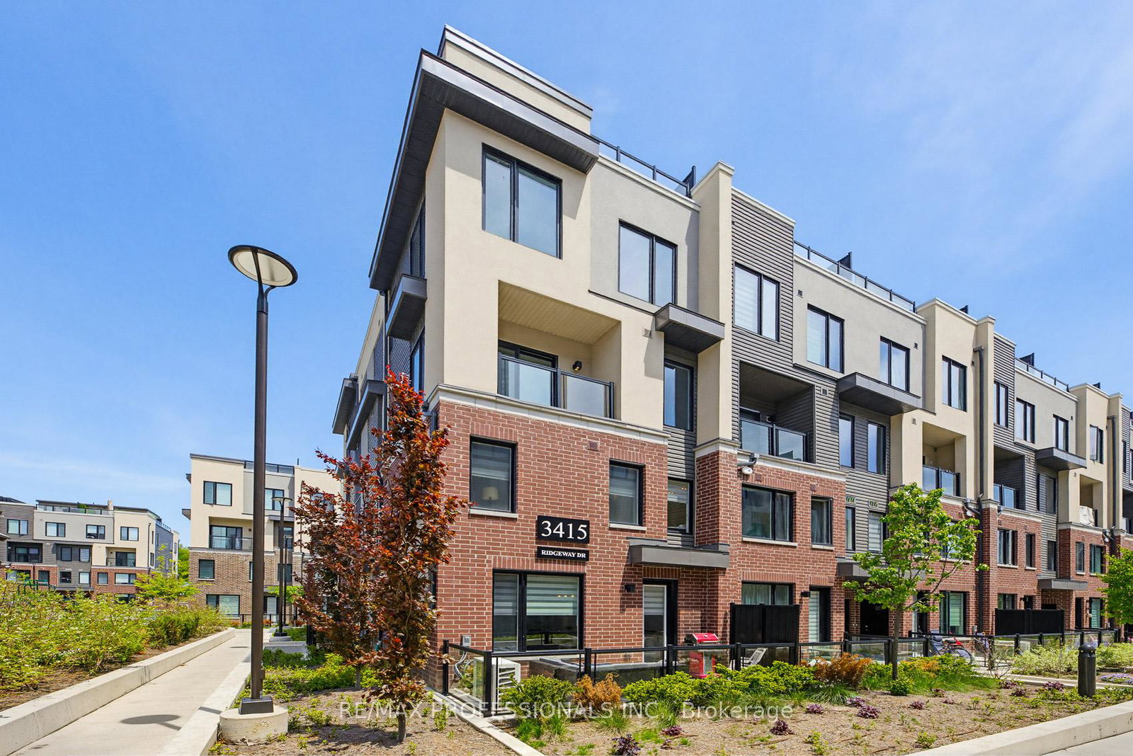 34ridgeway-drive-mississauga-ontario-w13210430