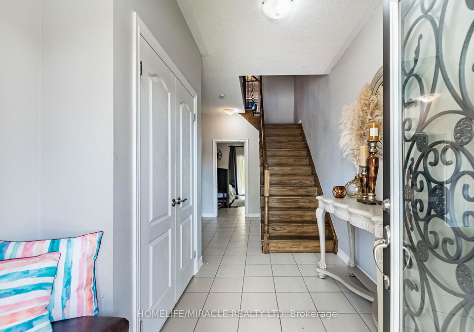 244-andrews-trail-milton-ontario-w13210516
