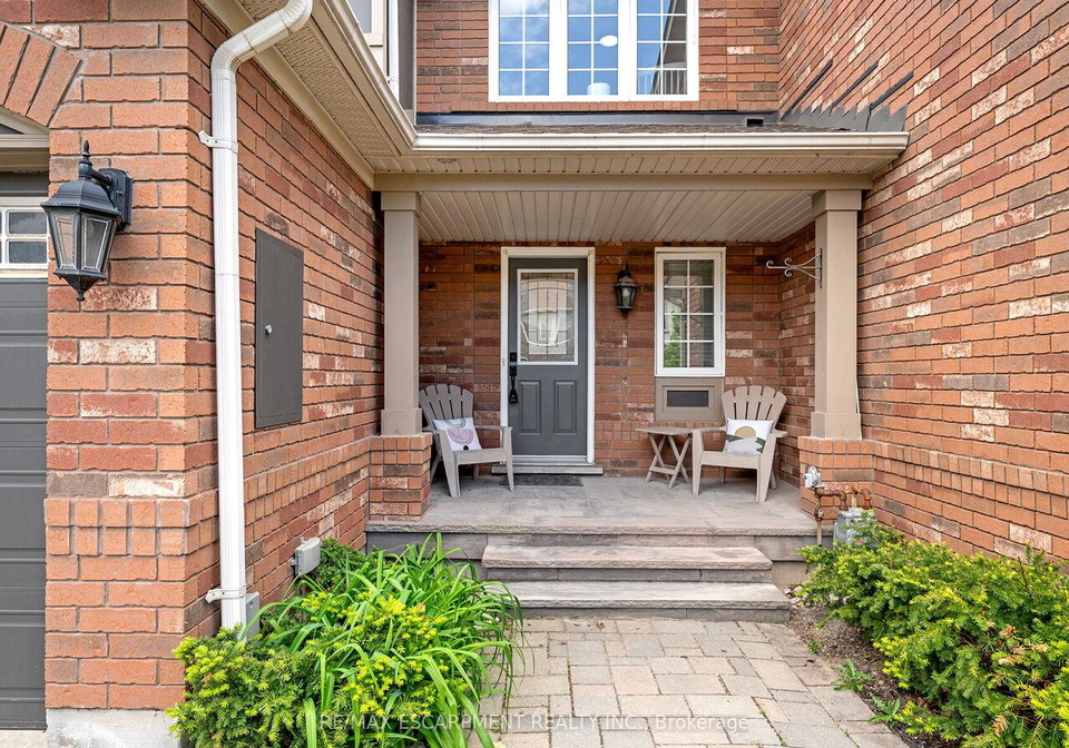 2448-wooden-hill-circle-oakville-ontario-w13210572