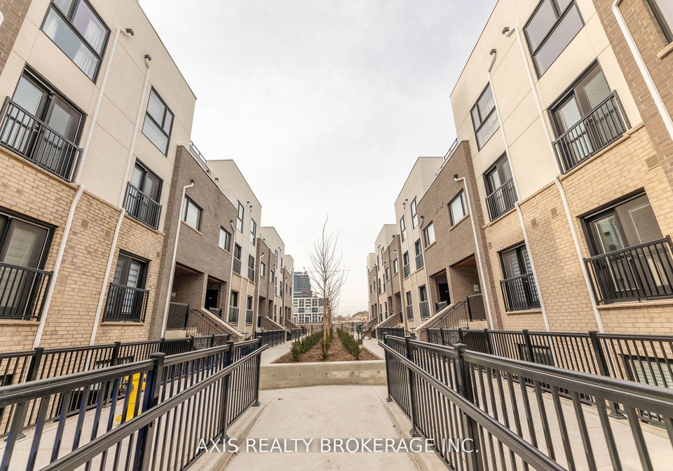 349-wheat-boom-drive-oakville-ontario-w13210576