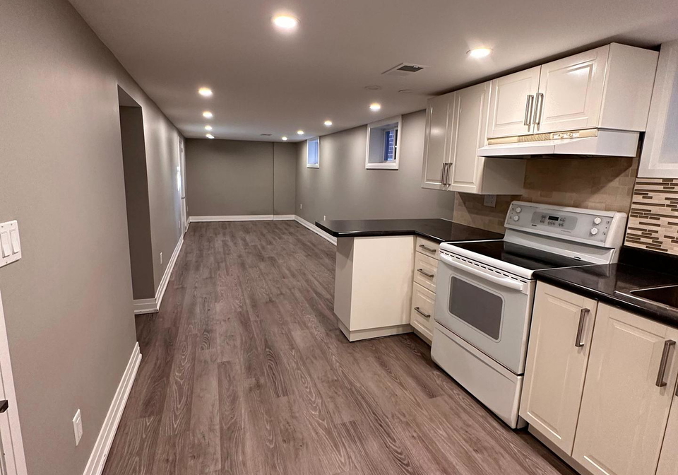 94-hay-avenue-etobicoke-ontario-w13210668
