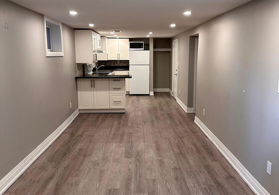 94-hay-avenue-etobicoke-ontario-w13210668